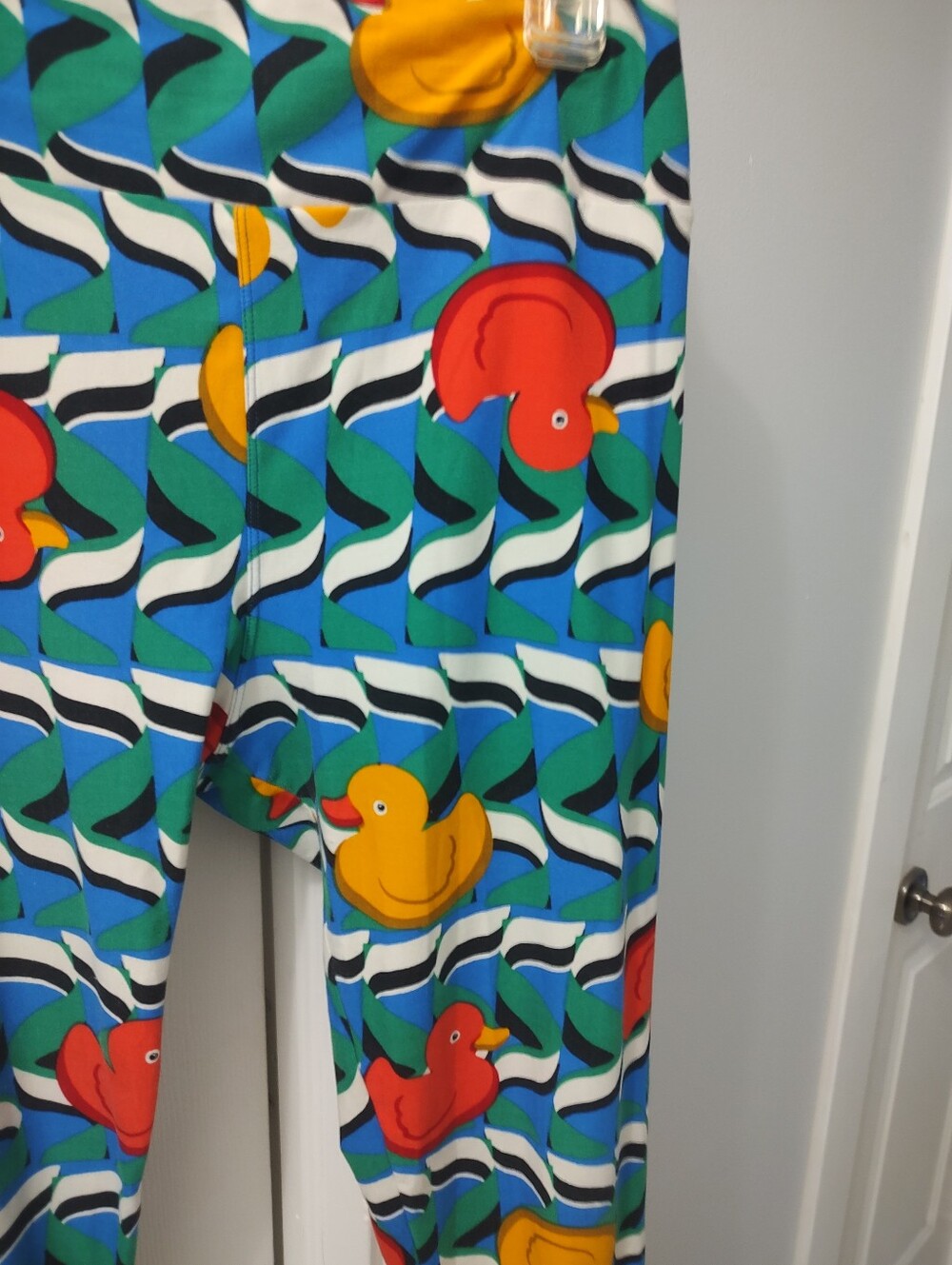 LulaRue Rubber Ducky Leggings (L) Tall and Curvy - Picture 2 of 3
